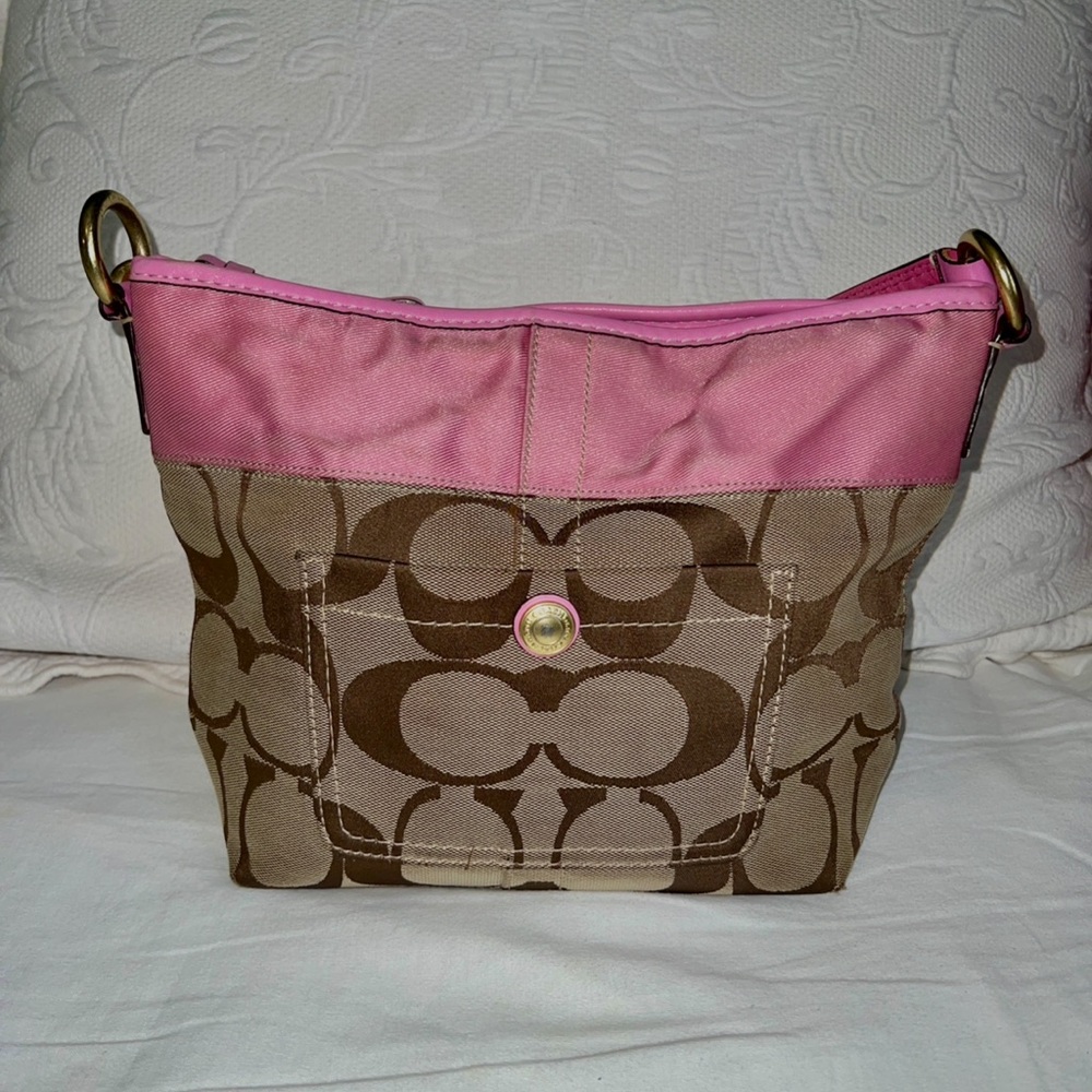 Pink vintage coach bag
